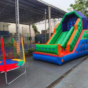 Tobogã Premium em escola